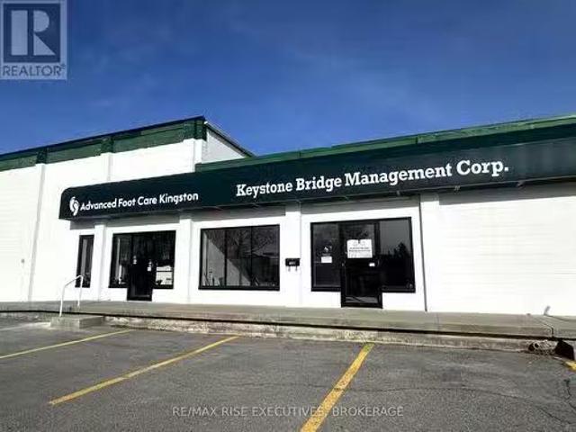4 714 Front Road, Kingston City Southwest, ON, K7M 4L5 c.
