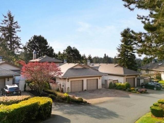 4 901 Kentwood Lane, Saanich, BC, V8Y 2Y5 house for sale | Listing ID 1032 | Royal LePage