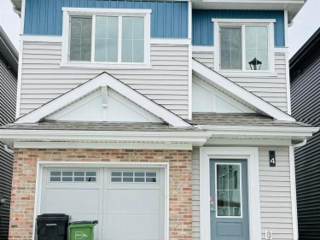 4 905 St Sw, Edmonton, AB, T6W 5L8 house for lease | Listing ID E4506 | Royal LePage