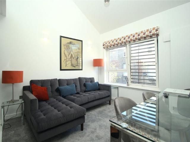 4A Broughton Street Lane