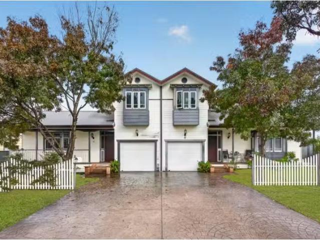 4a Brisbane Road, Riverstone Townhouse for rent Listed by Ray.