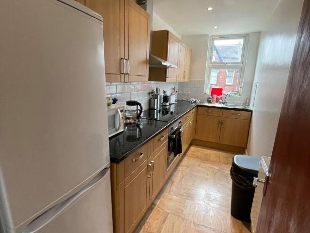 4a Estcourt Terrace