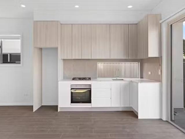 4a Hoxton Place, Spring Farm Apartment for rent Listed by Hay.