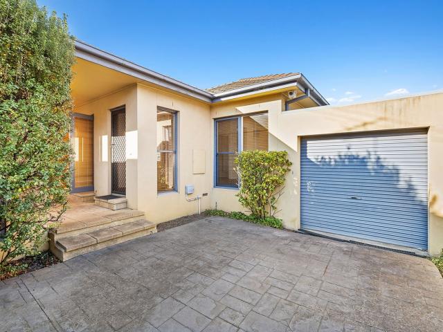4A Kennedy Street, Bentleigh East