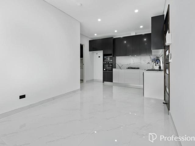 4a Lamington CircuitNorth Kellyville NSW 2155, Australia