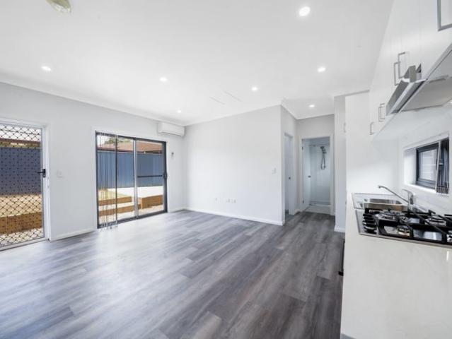 4a Lorenzo Crescent, Rosemeadow