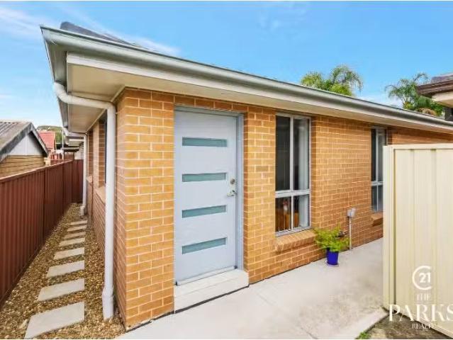 4a Mistral Street, Greenfield Park House for rent Listed by E.