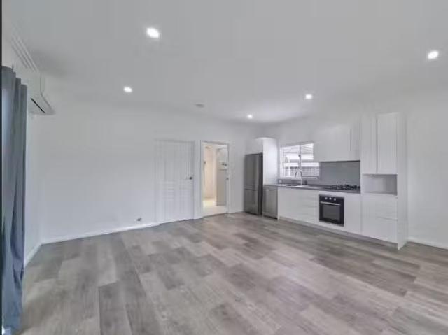4A Paperbark Place, Narellan Vale House for rent Listed by Ja.