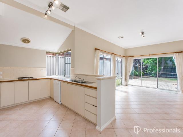 4A Potter AvenueSalter Point WA 6152, Australia