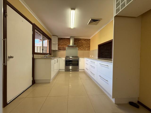 4B Caporn Place Millars Well, WA 6714