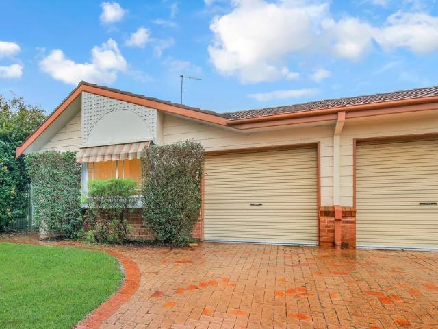 4B Catania Ave, Quakers Hill