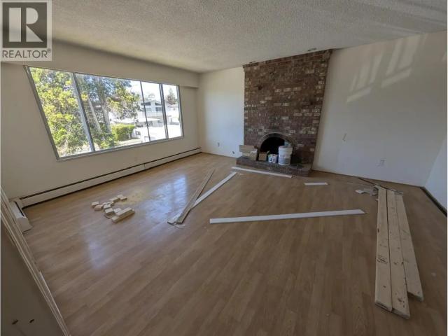 4BED SUITE 10 MILFORD ROAD