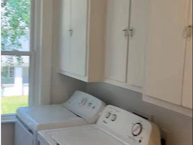 4bed 3bath Available August
