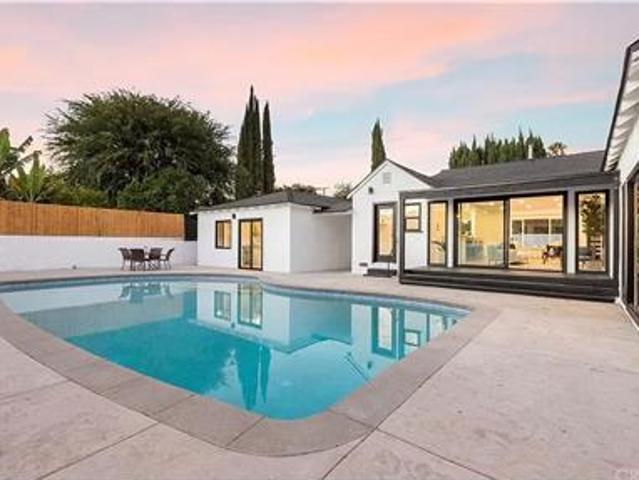 4bed / 3Bath Beautiful Home available this summer