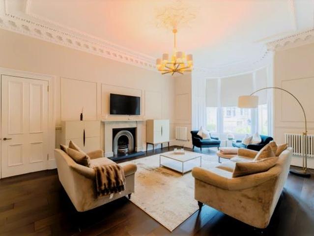 4Bedrooms, 4Bathrooms