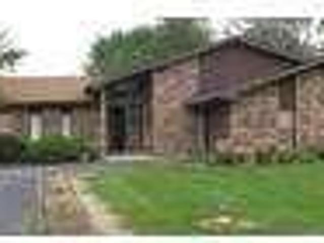 4br/2.5ba Crete IL 60417 $1895/mo to buy