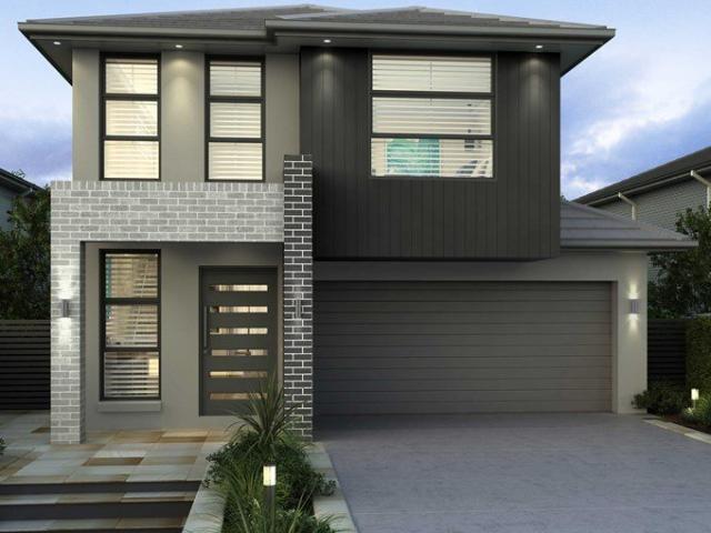 4BR + 3 LIVING IN PRIME LOCATION
