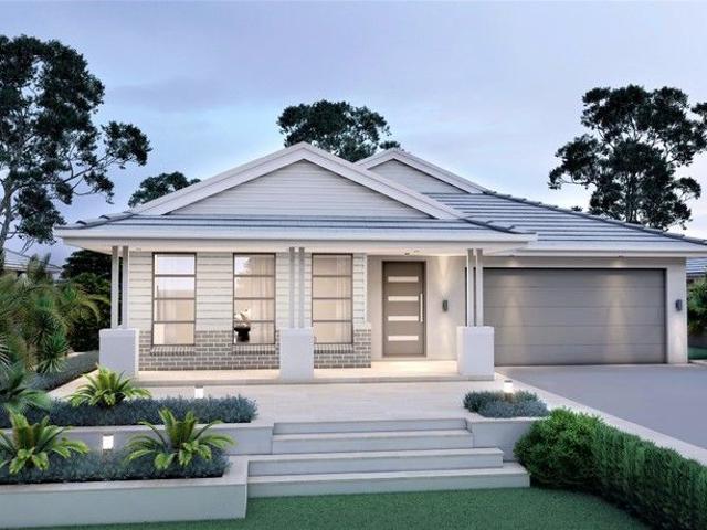 4BR + 3 LIVING PRIME LOCATION