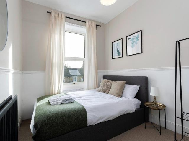 4BR Maisonette 9 mins from Newcastle City Centre