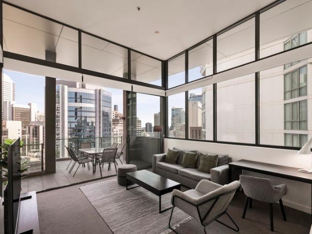 4m Ceilings in Two Bed Penthouse