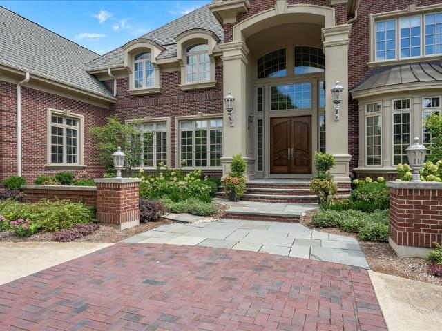 4N881 Old Farm Rd, St. Charles, IL 60175 | MLS #12646
