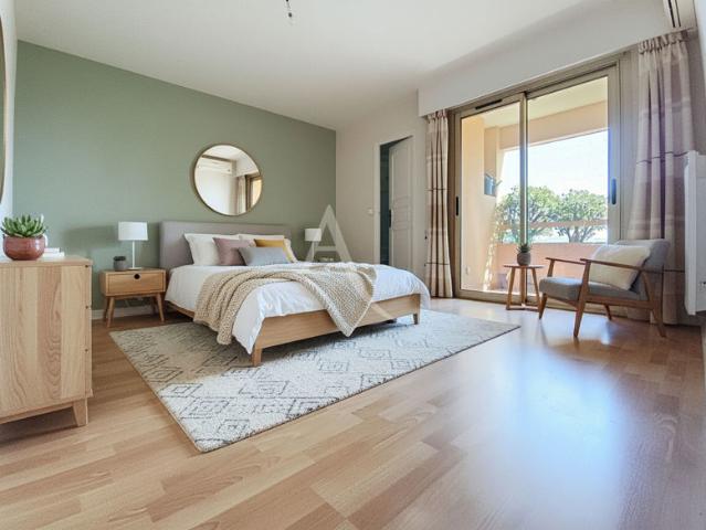 4p 104 m² + terrasse, vue mer, garage et cave
