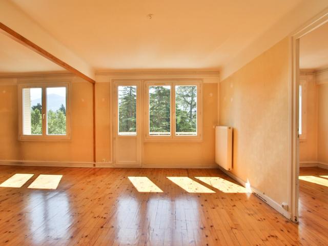 4P+C 4ème et dernier étage Grenoble vue très dégagée 62m² Grenoble