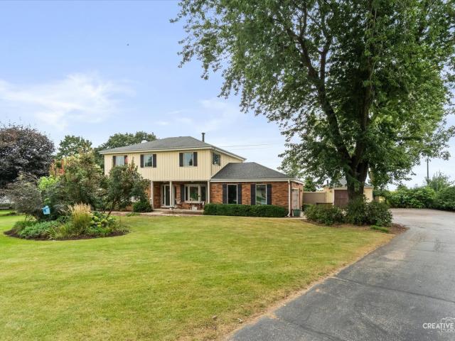 4S170 Hazelcrest Drive