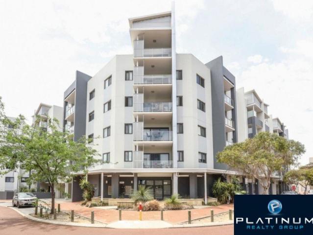 4th Floor 2 Bedroom, 2 Bathroom Apartment with Sweeping Southern Views!