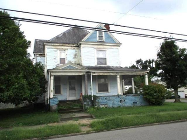 4th St