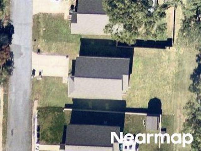 4th St