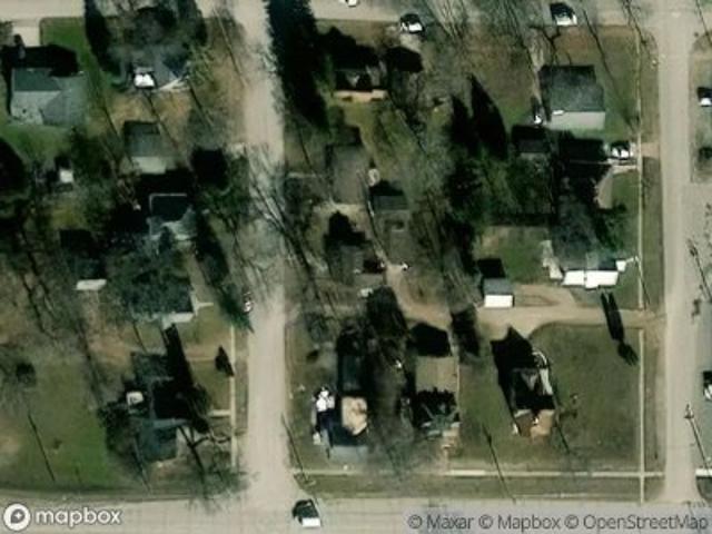 4th St N