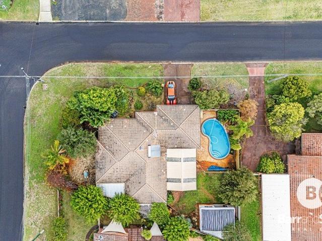4x2 BIG BLOCK, POOL, SHED!