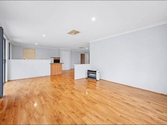 4x2 Family Home