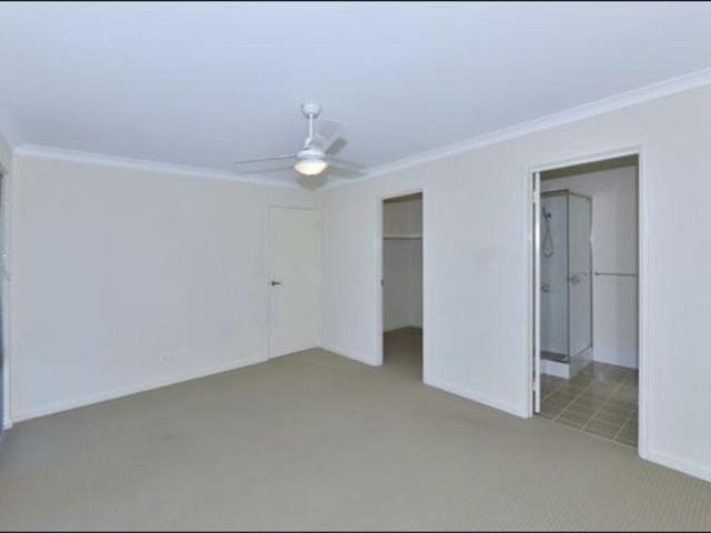 4x2 Family Home in Meadow Springs