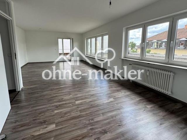 4ZKB Wohlfühlen in zentraler Lage mit großzügiger Terrasse / Loggia