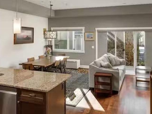 53 600 Boynton Place, Kelowna, BC, V1V 1A6 house for sale L.