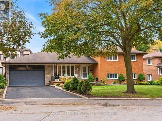 53 Tobruk Crescent, Toronto, ON, M2M 3B5 house for sale | Listing ID C14083 | Royal LePage