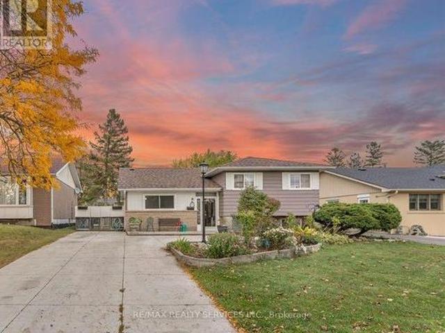 53 Windermere Court, Brampton, ON, L6X 2L5 house for sale | Listing ID W14081 | Royal LePage
