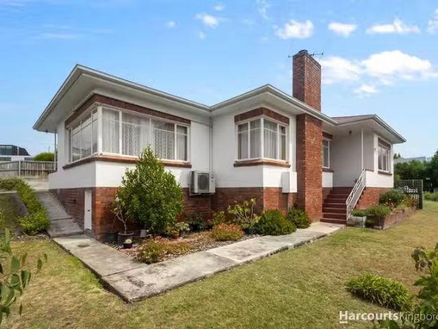53 Channel Highway, KINGSTON, TAS 7050 House for Rent