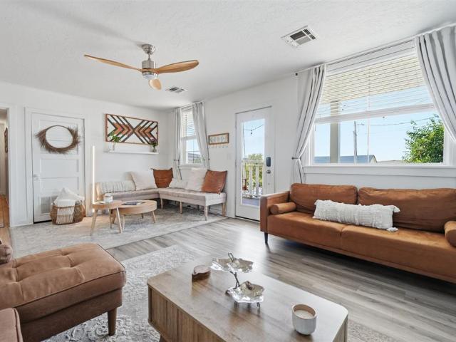 53 E Lake Drive