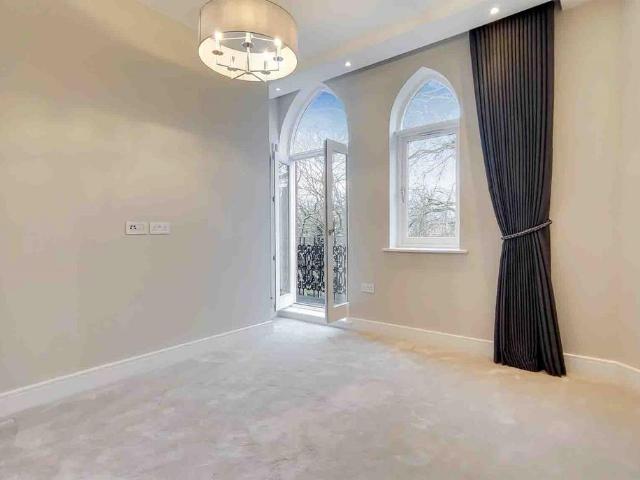53 Fitzjohn's Avenue, London, NW3 6PH, United Kingdom | 4 bed duplex for rent #117991488 | Rentberry