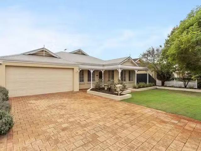 53 Foxton Boulevard, High Wycombe, WA 6057