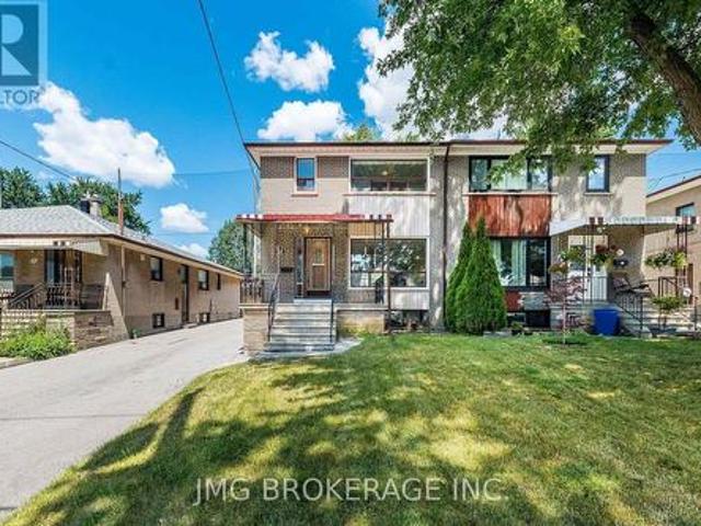 53 Foxrun Avenue, Toronto, ON, M3L 1L9 house for sale | Listing ID W13602 | Royal LePage