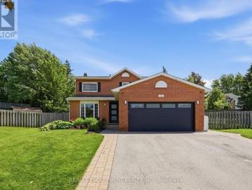 53 Glaceport Avenue, Hamilton, ON, L9H 7E2 house for sale | Listing ID X13476 | Royal LePage