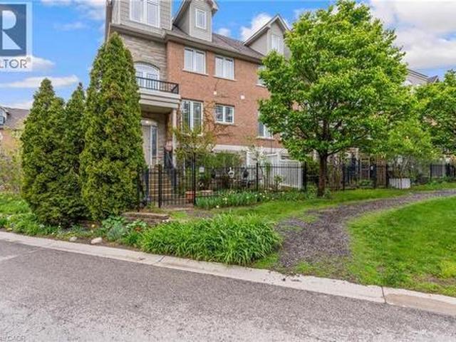 53 Grosvenor Lane, Cambridge, ON, N1R 8N2 townhouse for sale | Listing ID 40830 | Royal LePage