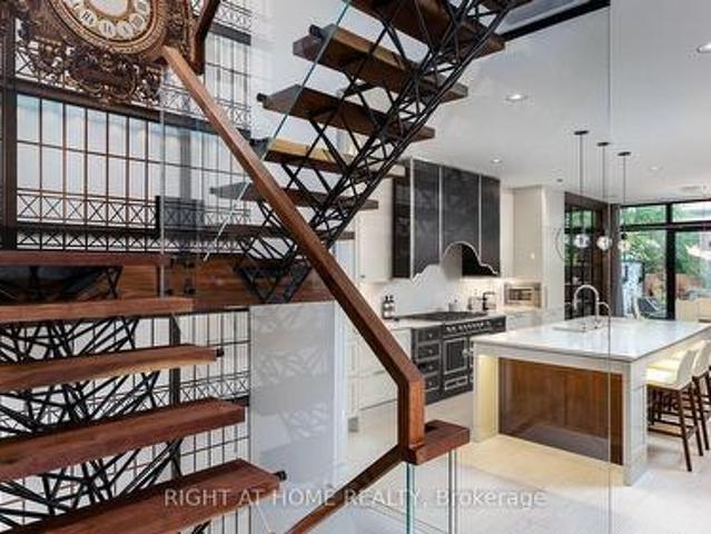 53 Hazelton Avenue, Toronto, ON, M5R 2E3 house for sale | Listing ID C13704 | Royal LePage
