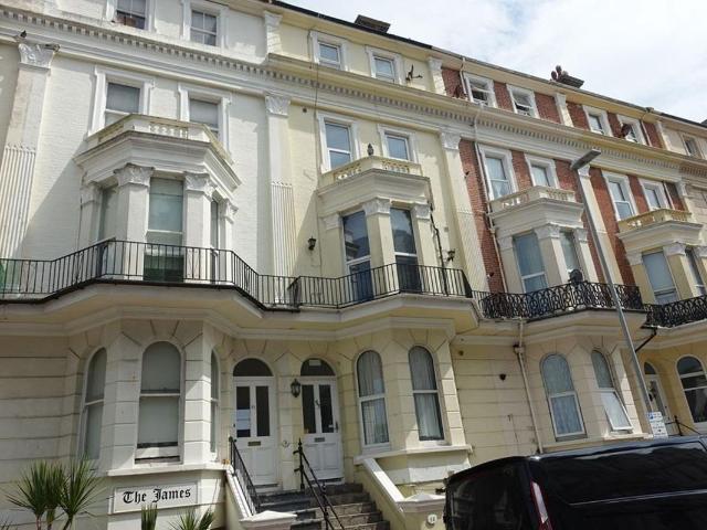 53 Jevington Gardens, Eastbourne BN21, Studio to rent, £530 pcm | PrimeLocation