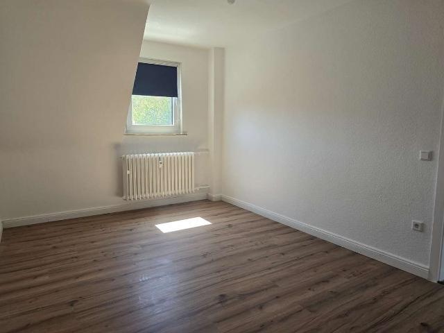 53 m² bezugsfertig renovierte Wohnung mit schönem Blick ins Grüne