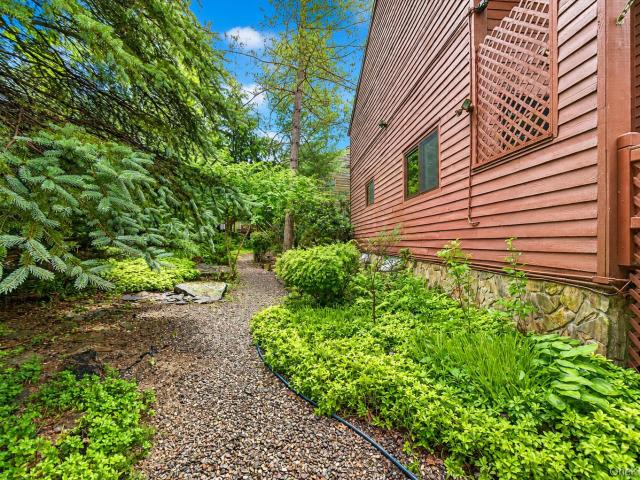 53 Meadowlark Lane